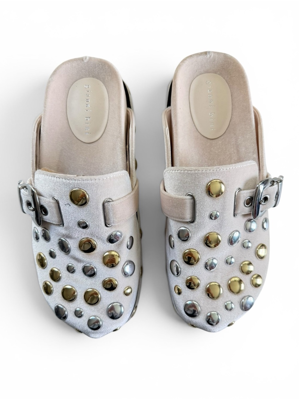 Gianni Bini Women Cream Studded Clog Mule Gold Silver Stud Buckle Size 8 NWT